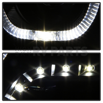 Xtune Headlight Assembly 9036729-6