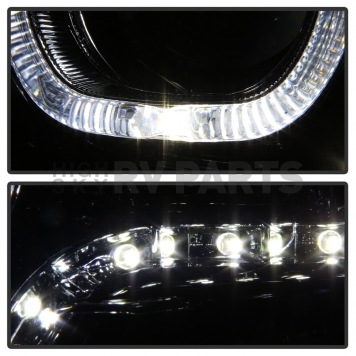 Xtune Headlight Assembly 9036743-6