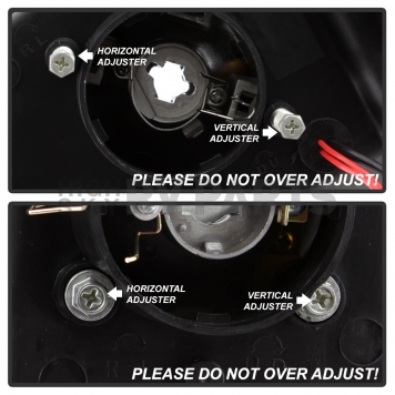 Xtune Headlight Assembly 9036774-5