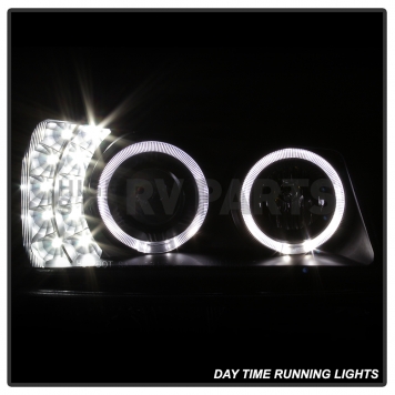 Xtune Headlight Assembly 9036774-8