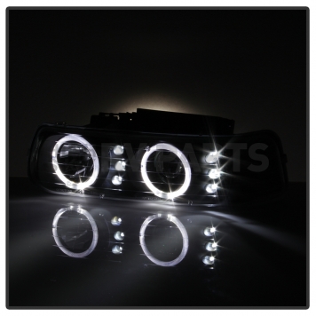 Xtune Headlight Assembly 9036781-5