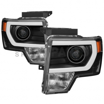 Xtune Headlight Assembly 9037252