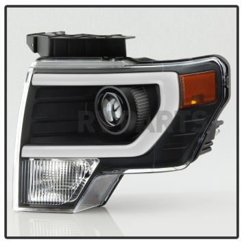Xtune Headlight Assembly 9037252-1