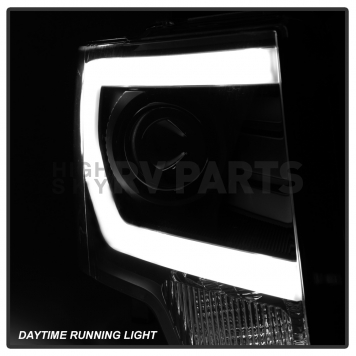 Xtune Headlight Assembly 9037252-8