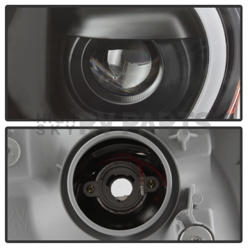 Xtune Headlight Assembly 9037542-2