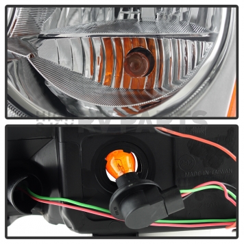 Xtune Headlight Assembly 9038273-3