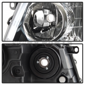 Xtune Headlight Assembly 9039157-2