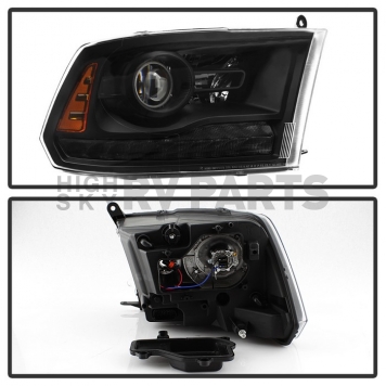 Xtune Headlight Assembly 9040238-1