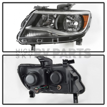 Xtune Headlight Assembly 9040535-1