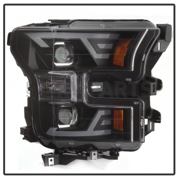 Xtune Headlight Assembly 9042935-1