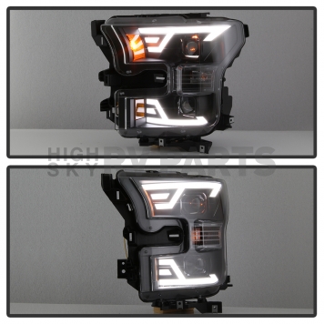 Xtune Headlight Assembly 9042935-4