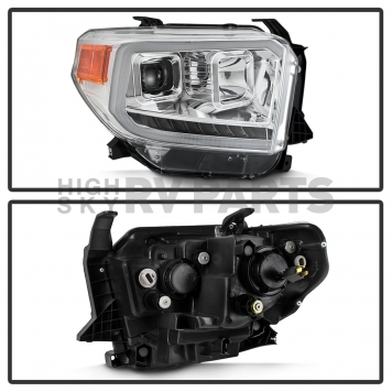 Xtune Headlight Assembly 9043048-1