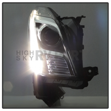 Xtune Headlight Assembly 9937248-7