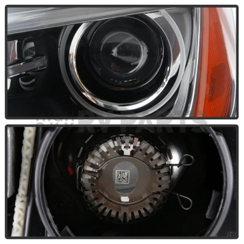 Xtune Headlight Assembly 9946455-2