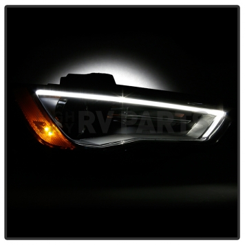 Xtune Headlight Assembly 9946462-4