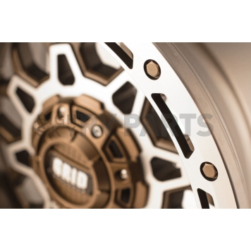 Grid Wheel GD09 - 18 x 9 Bronze With Natural Accents - GD0918090237Z106-2