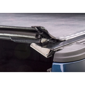BAK Industries Tonneau Cover Hard Roll-Up Black Gloss Aluminum/ Vinyl - 39307-3
