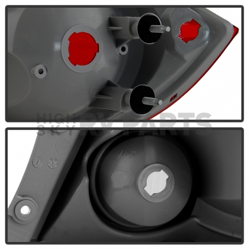 Xtune Tail Light Assembly 9030543-3