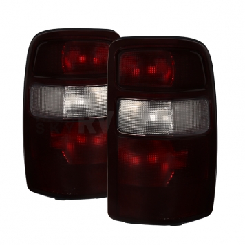 Xtune Tail Light Assembly 9028823