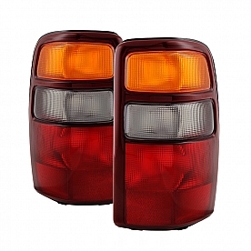 Xtune Tail Light Assembly 9028793