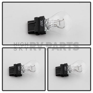 Xtune Tail Light Assembly 9028878-4