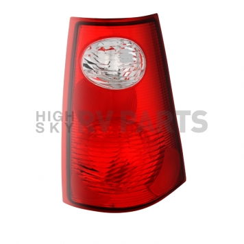 Xtune Tail Light Assembly 9028519