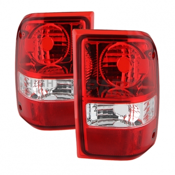 Xtune Tail Light Assembly 9028526
