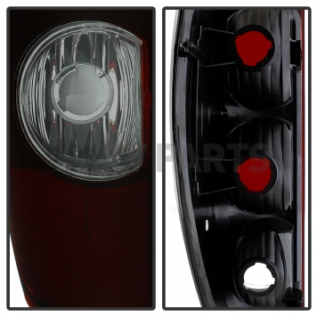 Xtune Tail Light Assembly 9033889-2