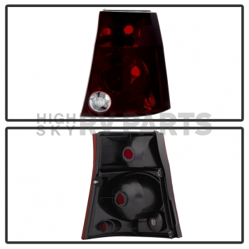 Xtune Tail Light Assembly 9033919-1