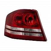 Xtune Tail Light Assembly 9033940