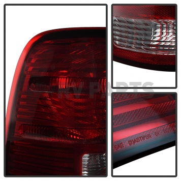 Xtune Tail Light Assembly 9028700-1
