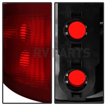 Xtune Tail Light Assembly 9033971-3
