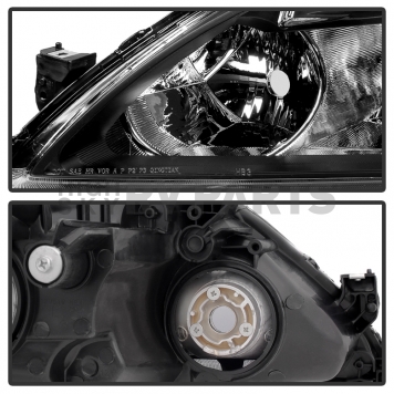 Xtune Headlight Assembly 5014351-2
