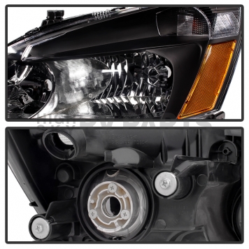 Xtune Headlight Assembly 5014351-3