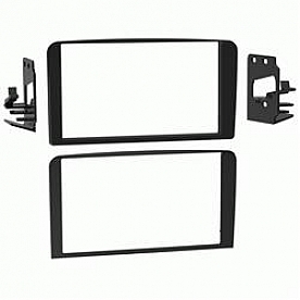 Metra Electronics Radio Mounting Kit 953004