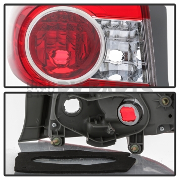Xtune Tail Light Assembly 9938825-2