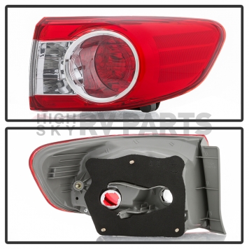 Xtune Tail Light Assembly 9938832-1