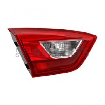 Xtune Tail Light Assembly 9942372