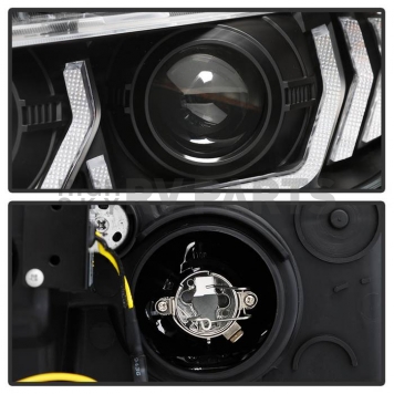 Spyder Automotive Headlight Assembly 5086099-2