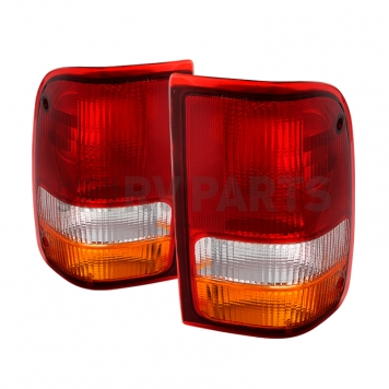 Xtune Tail Light Assembly 9028946