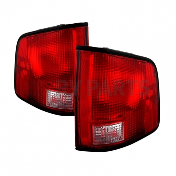 Xtune Tail Light Assembly 9029790