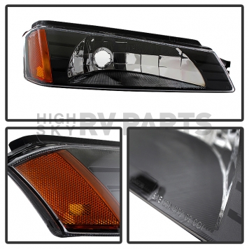 Xtune Corner Light Assembly 9029493-1