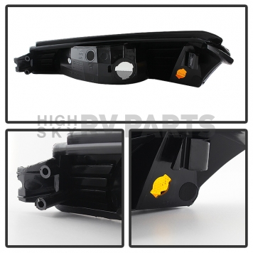 Xtune Corner Light Assembly 9029493-2