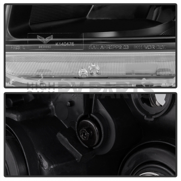 Xtune Headlight Assembly 9035340-2