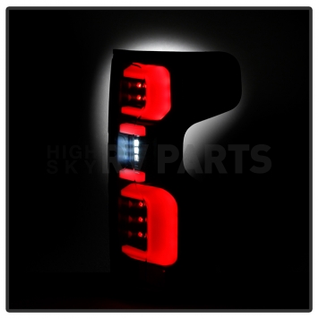 Spyder Automotive Tail Light Assembly 5087256-5