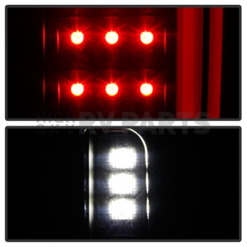 Spyder Automotive Tail Light Assembly 5087256-6