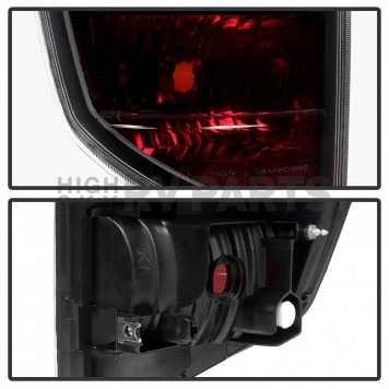 Xtune Tail Light Assembly 9033193-3