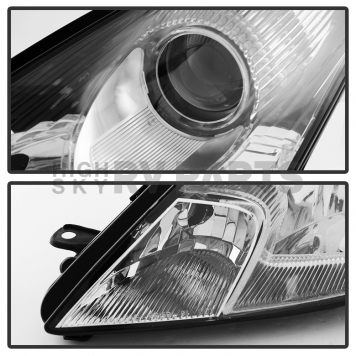 Xtune Headlight Assembly 9024061-2