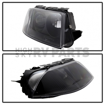 Xtune Headlight Assembly 9024078-2