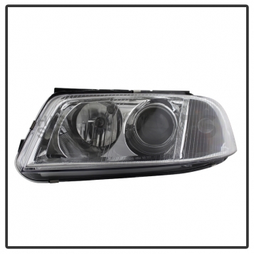 Xtune Headlight Assembly 9024085-1